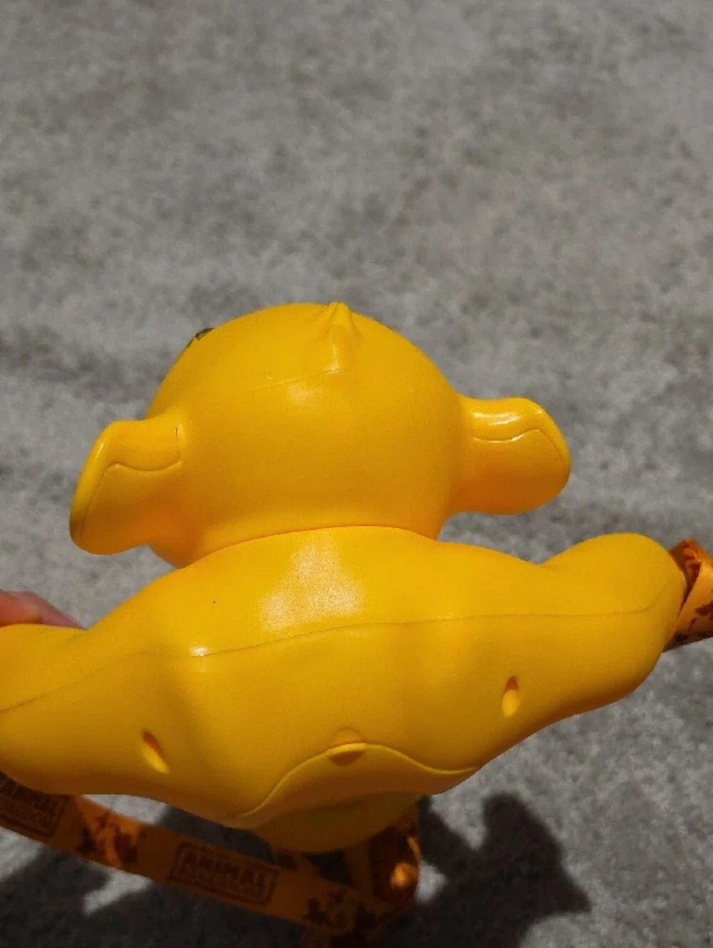 Lion King's Simba Character Disney collectible popcorn bucket - Yellow w/straps